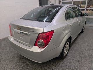 Chevrolet Sonic LT, AUTOMATIQUE, 2015 à Magog, Québec - 3 - w320h240px