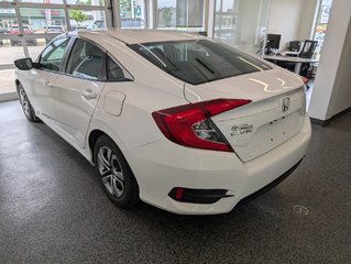 Honda Civic Sedan DX 2016 à Magog, Québec - 5 - w320h240px
