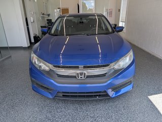 Honda Civic Sedan LX 2017 à Magog, Québec - 5 - w320h240px