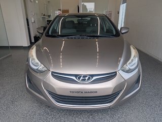 2016 Hyundai Elantra L in Magog, Quebec - 3 - w320h240px