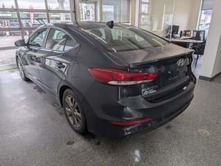 Hyundai Elantra SE, AUTOMATIQUE, A/C, 2017 à Magog, Québec - 4 - w320h240px
