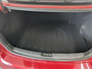 2017 Hyundai Elantra AUTOMATIQUE, A/C, in Magog, Quebec - 6 - w320h240px