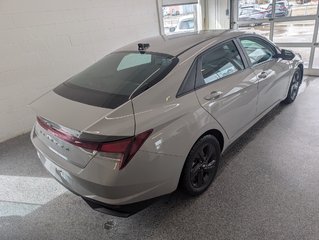 Hyundai Elantra Preferred 2021 à Magog, Québec - 3 - w320h240px