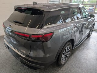 Infiniti QX60 PURE 2023 à Magog, Québec - 3 - w320h240px