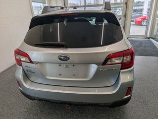 2016 Subaru Outback 2.5i in Magog, Quebec - 4 - w320h240px