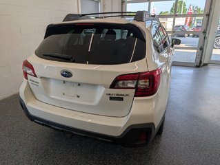 Subaru Outback Touring AWD, 2018 à Magog, Québec - 4 - w320h240px