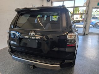 2017 Toyota 4Runner V6 4X4, CUIR, in Magog, Quebec - 4 - w320h240px