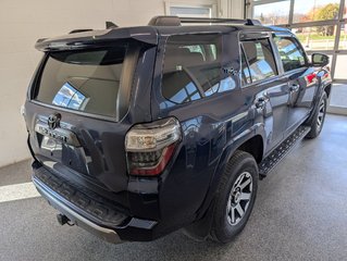 Toyota 4Runner TRD OFF ROAD, 4X4, 2022 à Magog, Québec - 3 - w320h240px