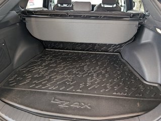 Toyota bZ4X XLE AWD 2023 à Magog, Québec - 6 - w320h240px