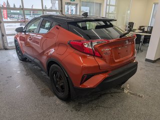 Toyota C-HR XLE PREMIUM, 2021 à Magog, Québec - 4 - w320h240px