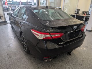 2020 Toyota Camry Hybrid SE in Magog, Quebec - 4 - w320h240px