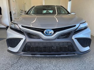 2022 Toyota Camry Hybrid SE in Magog, Quebec - 6 - w320h240px