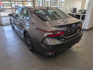 2023 Toyota Camry Hybrid SE, GARANTIE JUSQU EN 2027, in Magog, Quebec - 5 - w320h240px