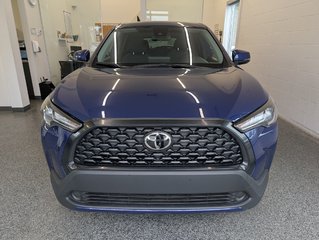 2022 Toyota Corolla Cross LE AWD in Magog, Quebec - 6 - w320h240px