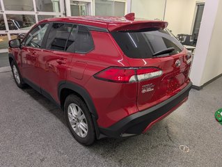 2024 Toyota Corolla Cross LE AWD, GARANTIE JUSQU EN 2028, in Magog, Quebec - 5 - w320h240px