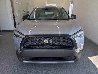 2024 Toyota Corolla Cross L AWD, in Magog, Quebec - 4 - w320h240px