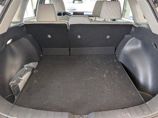 2024 Toyota Corolla Cross L AWD, in Magog, Quebec - 5 - w320h240px