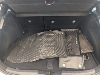 Toyota Corolla Hatchback XSE, CUIR, 2020 à Magog, Québec - 6 - w320h240px