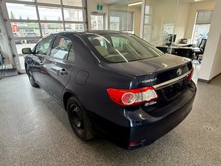 2012 Toyota Corolla CE in Magog, Quebec - 5 - w320h240px