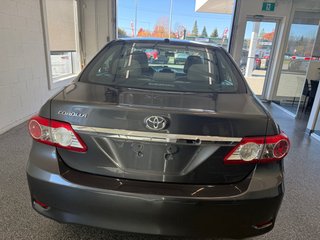 Toyota Corolla LE AUTOMATIQUE, 2013 à Magog, Québec - 4 - w320h240px