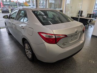 Toyota Corolla LE 2014 à Magog, Québec - 4 - w320h240px