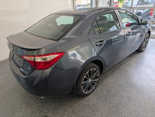 Toyota Corolla S, A/C, 2015 à Magog, Québec - 3 - w320h240px