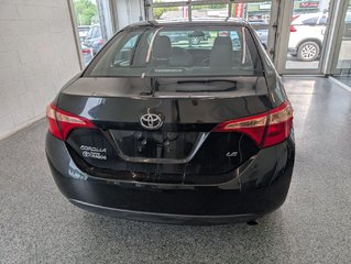Toyota Corolla LE, AUTOMATIQUE, A/C, 2018 à Magog, Québec - 4 - w320h240px
