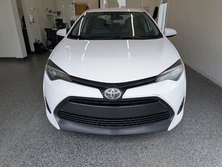 2019 Toyota Corolla CE in Magog, Quebec - 4 - w320h240px