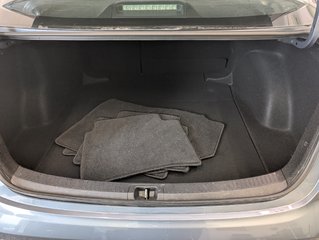 Toyota Corolla SE GR AMELIORER, A/C, 2022 à Magog, Québec - 6 - w320h240px