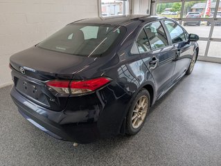 2022 Toyota Corolla LE in Magog, Quebec - 3 - w320h240px