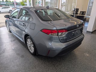 2024 Toyota Corolla LE in Magog, Quebec - 4 - w320h240px