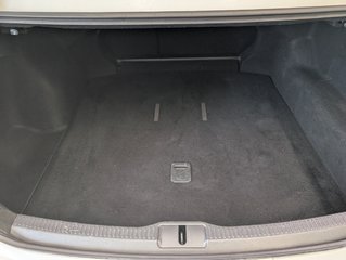 Toyota Crown HYBRID PLATINUM, 2024 à Magog, Québec - 6 - w320h240px