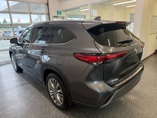 2022 Toyota Highlander Limited PLATINUM, in Magog, Quebec - 5 - w320h240px