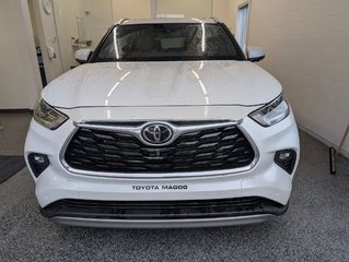 2023 Toyota Highlander LIMITED PLATINUM AWD, GARANTIE JUSQU EN 2026, in Magog, Quebec - 5 - w320h240px