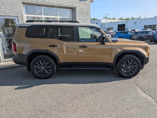 2027 Toyota Land Cruiser GROUPE PREMIUM in Magog, Quebec - 2 - w320h240px