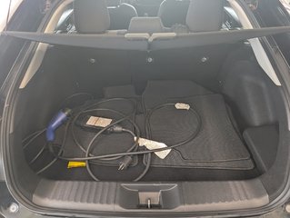 2023 Toyota Prius Prime SE BRANCHABLE, in Magog, Quebec - 6 - w320h240px