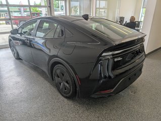 2023 Toyota Prius Prime SE BRANCHABLE, in Magog, Quebec - 4 - w320h240px