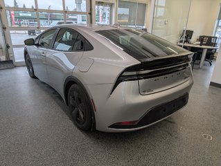 2024 Toyota Prius Prime SE, BRANCHABLE, in Magog, Quebec - 4 - w320h240px