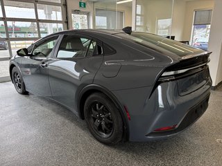 2024 Toyota Prius Prime SE BRANCHABLE, in Magog, Quebec - 5 - w320h240px