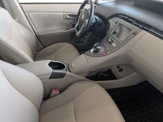 Toyota Prius CUIR, A/C, TOIT, MAGS, 2015 à Magog, Québec - 6 - w320h240px