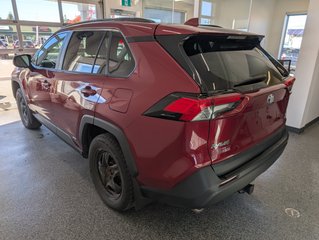 Toyota RAV4 Hybrid XLE AWD, 2023 à Magog, Québec - 4 - w320h240px