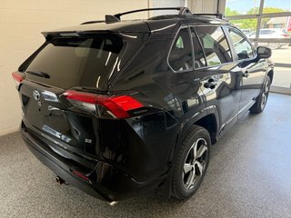 Toyota RAV4 Prime SE AWD BRANCHABLE, 2023 à Magog, Québec - 3 - w320h240px