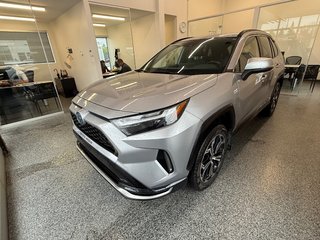 Toyota RAV4 Prime XSE AWD, BRANCHABLE, 2023 à Magog, Québec - 6 - w320h240px