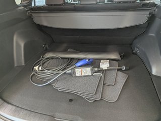 2024 Toyota RAV4 Prime XSE AWD, GARANTIE JUSQU EN 2028, in Magog, Quebec - 6 - w320h240px