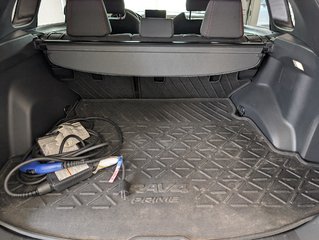 Toyota RAV4 Prime SE AWD 2024 à Magog, Québec - 6 - w320h240px