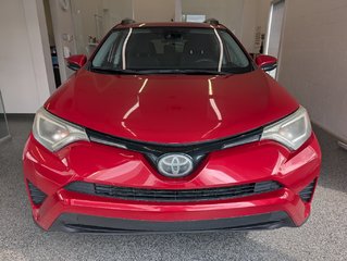 Toyota RAV4 LE 2017 à Magog, Québec - 6 - w320h240px