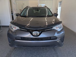 Toyota RAV4 LE AWD, 2018 à Magog, Québec - 6 - w320h240px