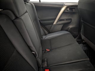 2018 Toyota RAV4 LE FWD in Magog, Quebec - 6 - w320h240px