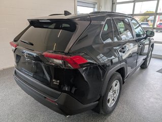 Toyota RAV4 XLE AWD, 2019 à Magog, Québec - 3 - w320h240px
