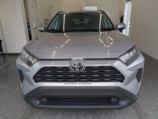Toyota RAV4 LE, A/C, 2021 à Magog, Québec - 6 - w320h240px